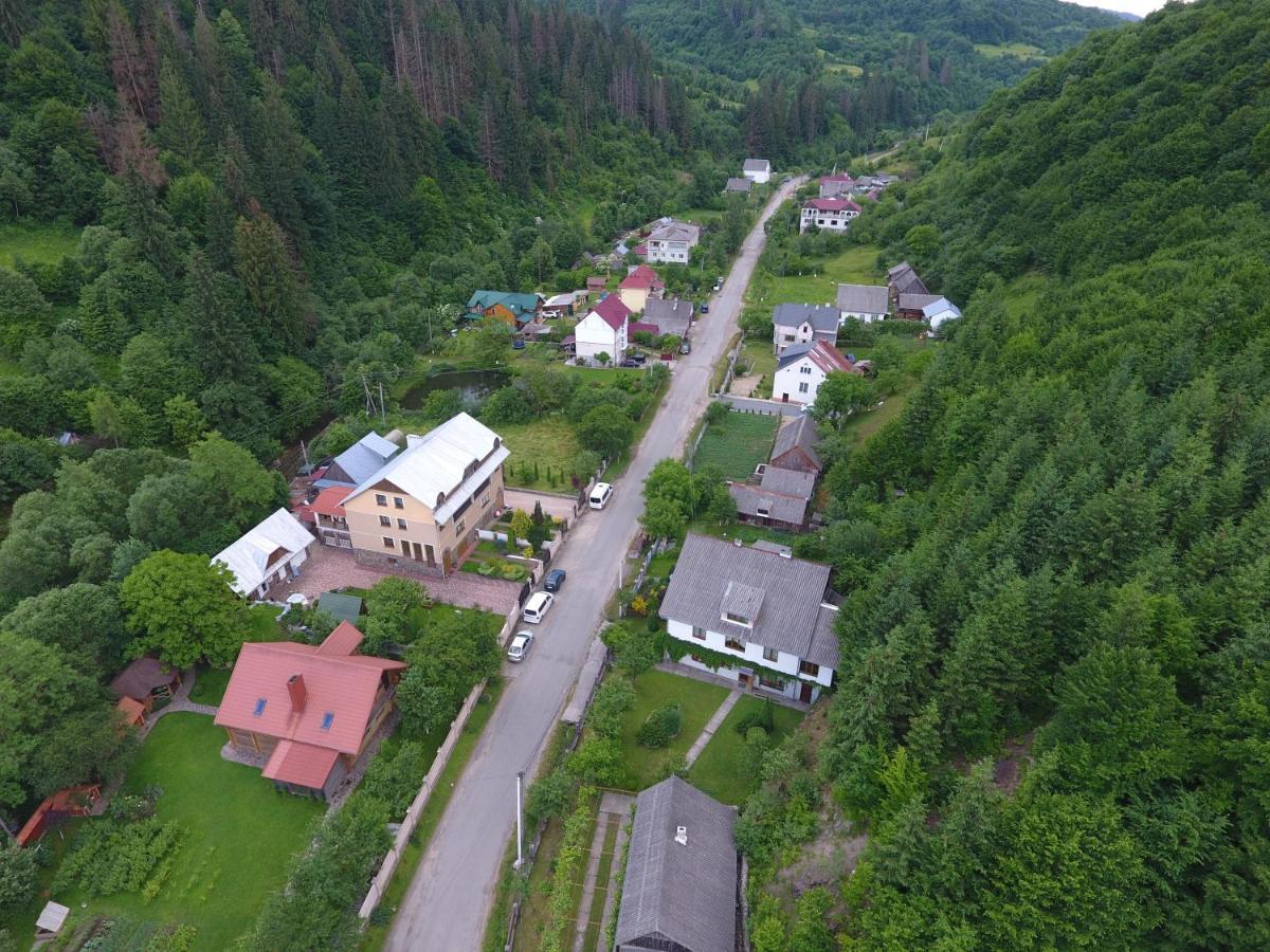 Садиба У Брусків Mizhhirya  Exterior photo